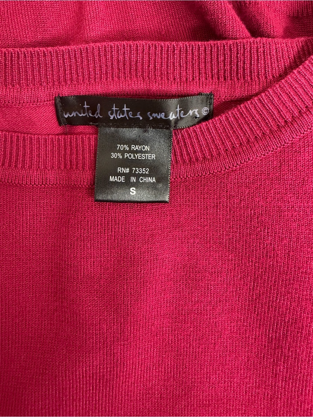 united states sweaters Short-Sleeve Ruched Shoulder Top - Raspberry - Picture 4 of 6